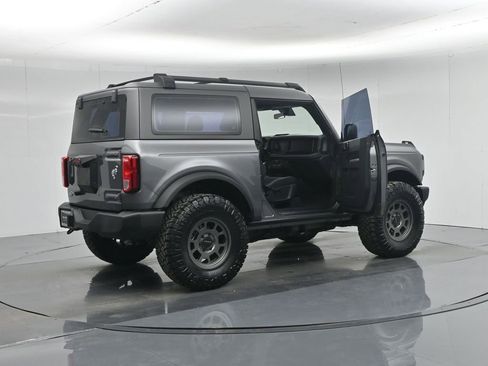 Used 2021 Ford Bronco Base image 5