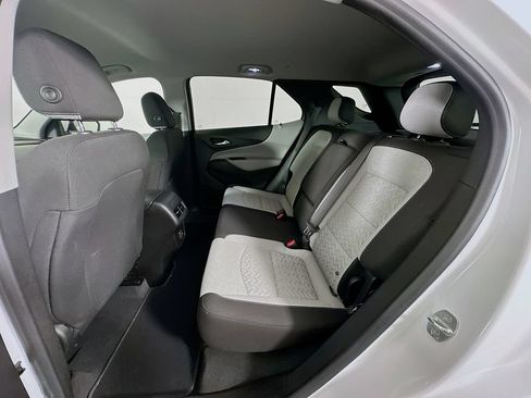 Used 2022 Chevrolet Equinox LT FWD image 23