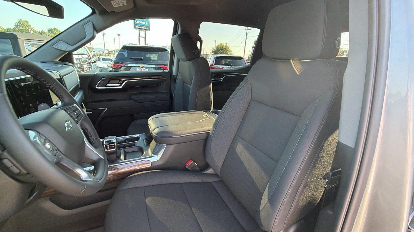 New 2026 Chevrolet Silverado 1500 RST AWD/4WD image 15
