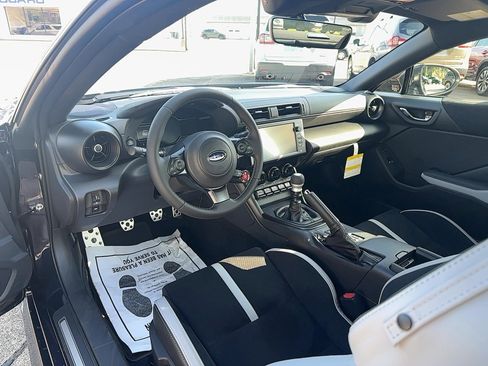 New 2025 Subaru BRZ Limited w/ Popular Package 2 image 9