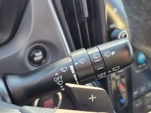 Certified 2025 Subaru Crosstrek 2.0i Premium AWD/4WD image 40