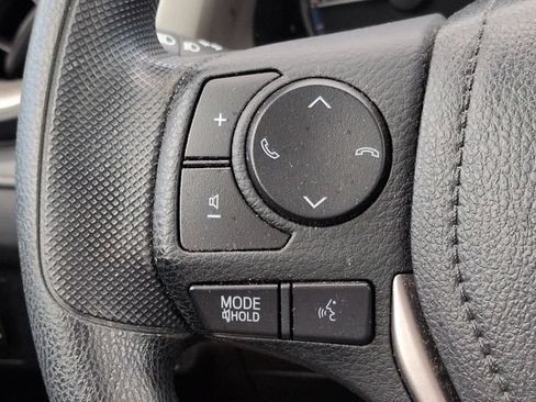 Used 2017 Toyota RAV4 LE w/ Carpet Mat Package AWD/4WD image 23