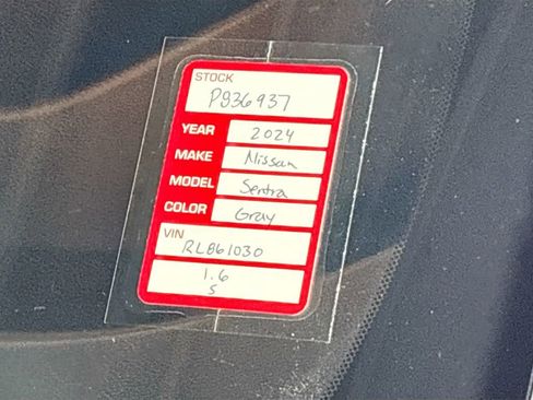 Used 2024 Nissan Versa S w/ S Plus Package image 24