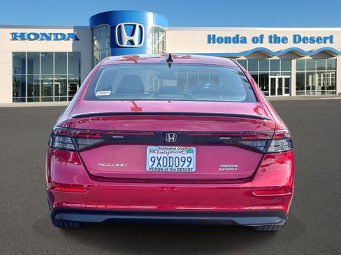 Used 2025 Honda Accord Sport image 6
