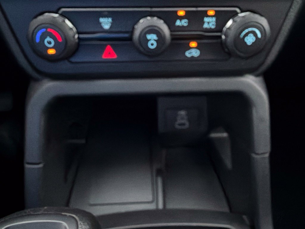 Certified 2024 Ford Ranger XL RWD image 23