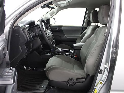 Used 2023 Toyota Tacoma SR image 10