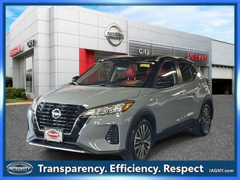 Certified 2023 Nissan Kicks SV FWD image 4