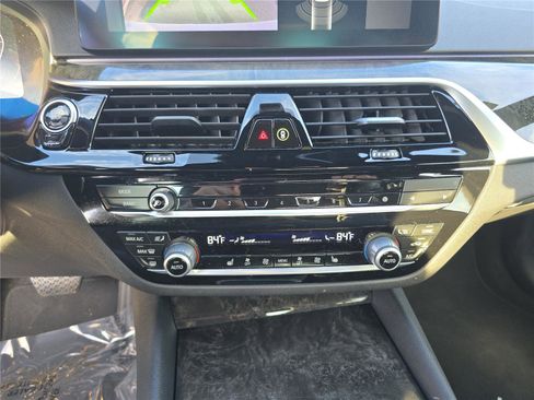 Used 2023 BMW 530i xDrive 530i xDrive image 28