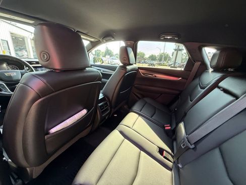 Used 2023 Cadillac XT5 Luxury AWD/4WD image 24