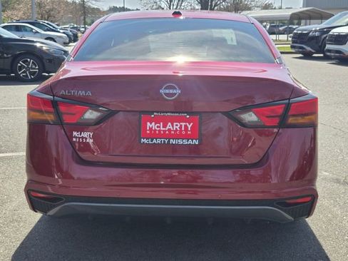 New 2026 Nissan Altima 2.5 SV FWD image 10