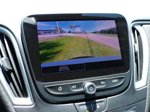 Used 2025 Chevrolet Malibu LT FWD image 10