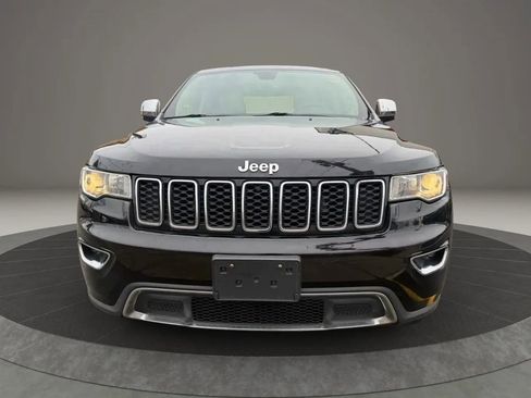 Used 2018 Jeep Grand Cherokee Limited w/ Trailer Tow Group IV image 2