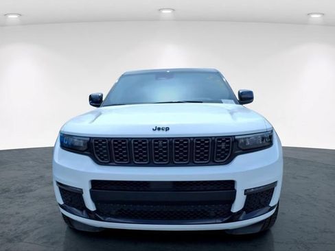 Used 2025 Jeep Grand Cherokee L Summit AWD/4WD image 7