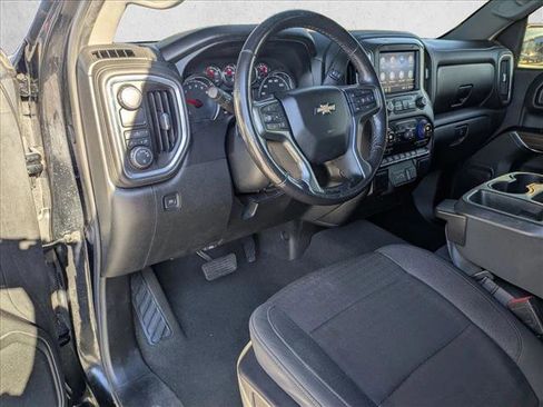 Used 2021 Chevrolet Silverado 1500 LT image 10