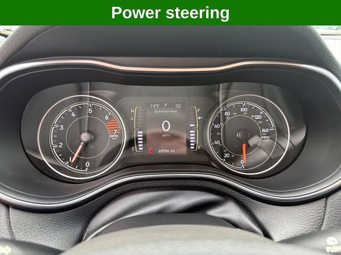 Used 2020 Jeep Cherokee Latitude Plus AWD/4WD image 26