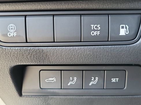 Certified 2025 MAZDA CX-50 2.5 Hybrid w/ Premium Plus Pkg AWD/4WD image 16