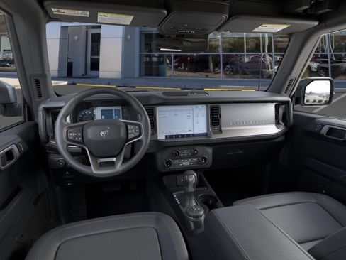 New 2025 Ford Bronco Outer Banks image 10