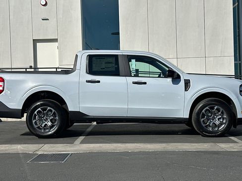 New 2025 Ford Maverick XLT w/ XLT Luxury Package image 2