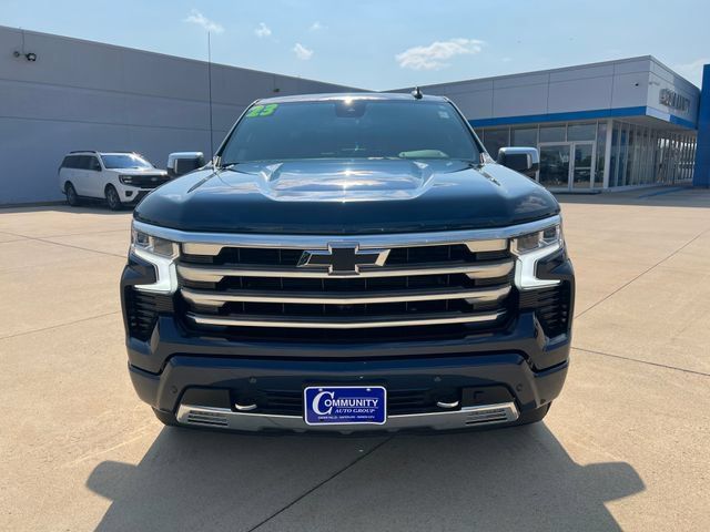 Certified 2023 Chevrolet Silverado 1500 High Country w/ LPO, Dark Essentials Package AWD/4WD image 8