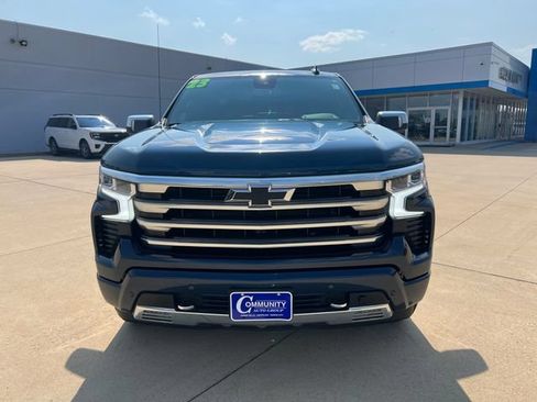 Certified 2023 Chevrolet Silverado 1500 High Country w/ LPO, Dark Essentials Package AWD/4WD image 8