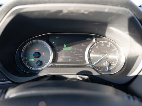 Used 2021 Toyota Venza Limited w/ Advanced Technology Package image 16