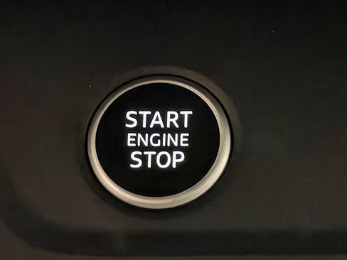 Used 2024 Audi Q3 2.0T Premium Plus AWD/4WD image 25