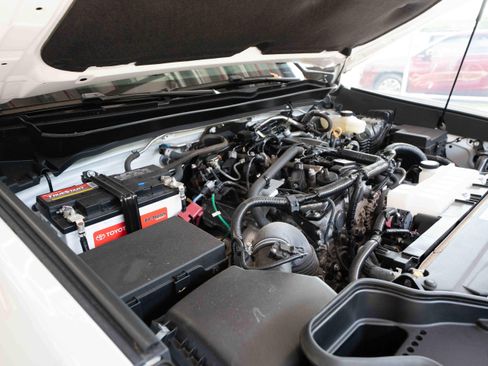 Used 2024 Toyota Tacoma TRD Sport w/ TRD Sport Premium Package AWD/4WD image 30