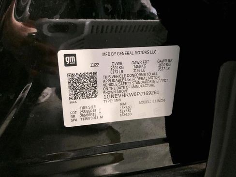 Used 2023 Chevrolet Traverse LT image 32