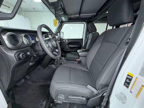 Used 2023 Jeep Wrangler Unlimited Sport AWD/4WD image 4