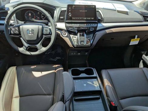 New 2026 Honda Odyssey Touring image 16