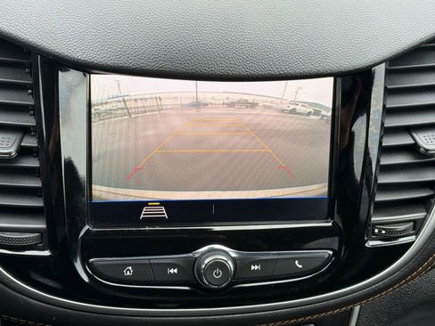 Used 2021 Chevrolet Trax LT w/ Driver Confidence Package image 19