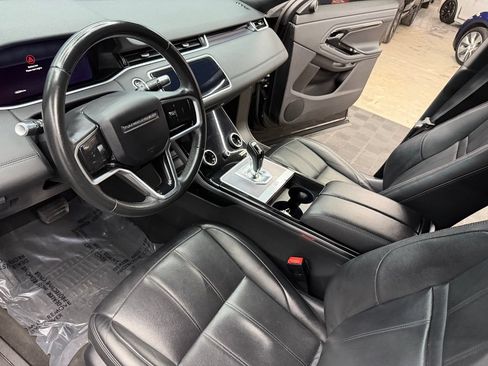 Used 2021 Land Rover Range Rover Evoque SE AWD/4WD image 32