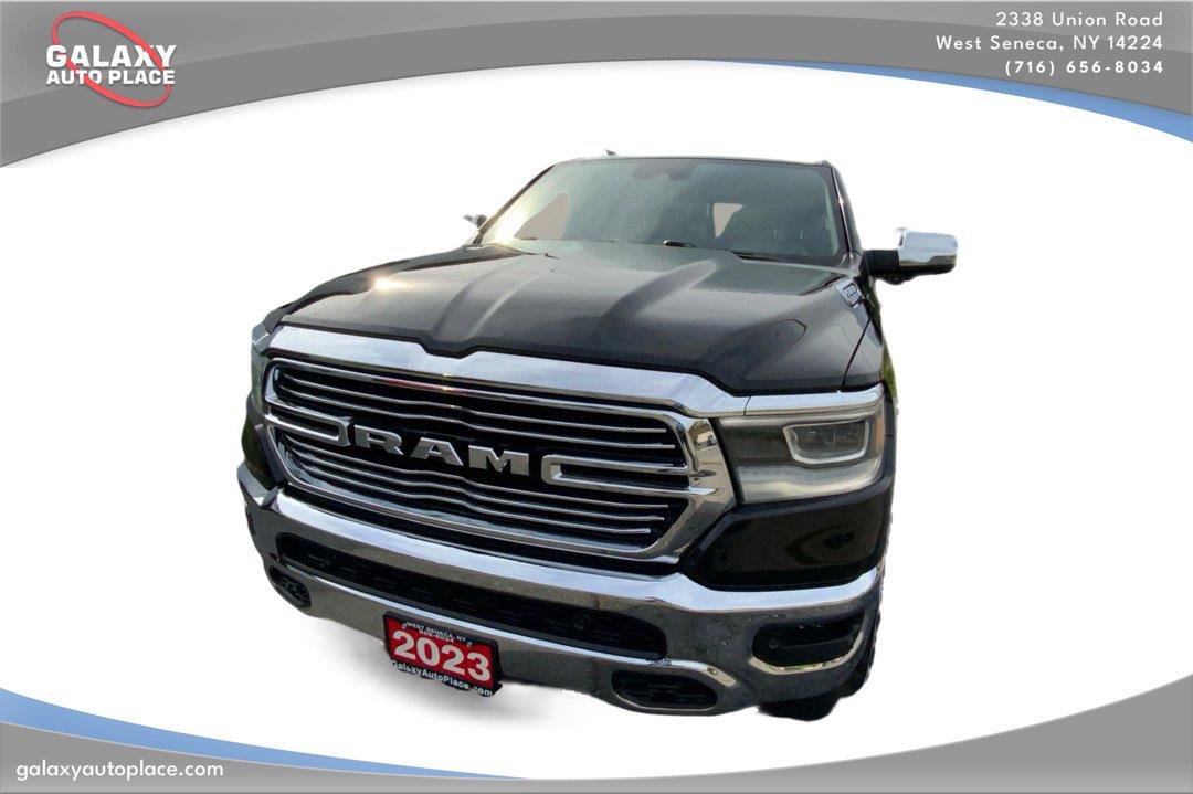 Used 2023 RAM 1500 Laramie AWD/4WD image 2