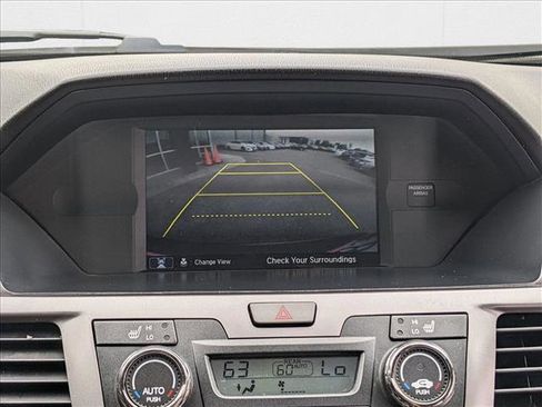 Used 2016 Honda Odyssey Touring Elite image 14