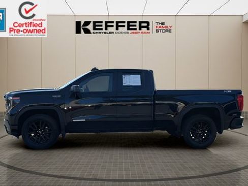 Used 2023 GMC Sierra 1500 Elevation image 2