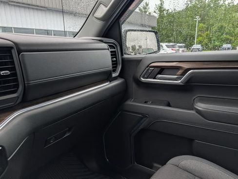Used 2023 Chevrolet Silverado 1500 LT AWD/4WD image 33