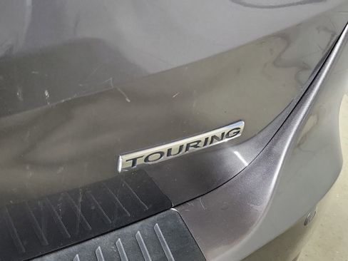 Used 2019 Honda Odyssey Touring image 9