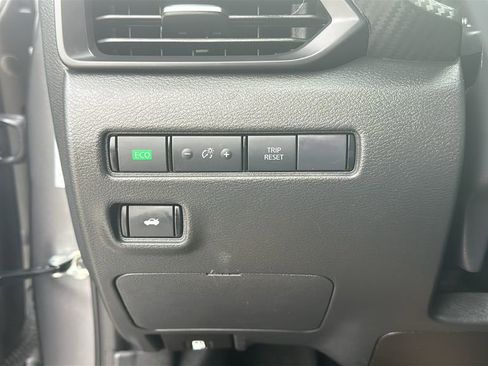 Used 2024 Nissan Sentra S image 20