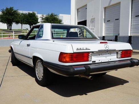 Used 1989 Mercedes-Benz 560 SL image 9