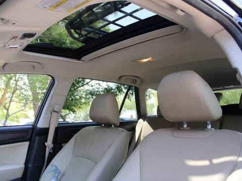 Used 2019 Subaru Outback 2.5i Limited image 14