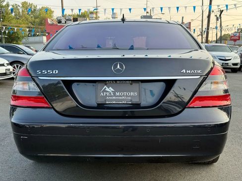 Used 2009 Mercedes-Benz S 550 4MATIC image 8