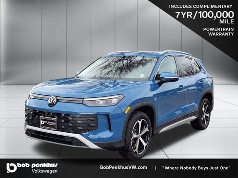 New 2026 Volkswagen Tiguan SE AWD/4WD image 23