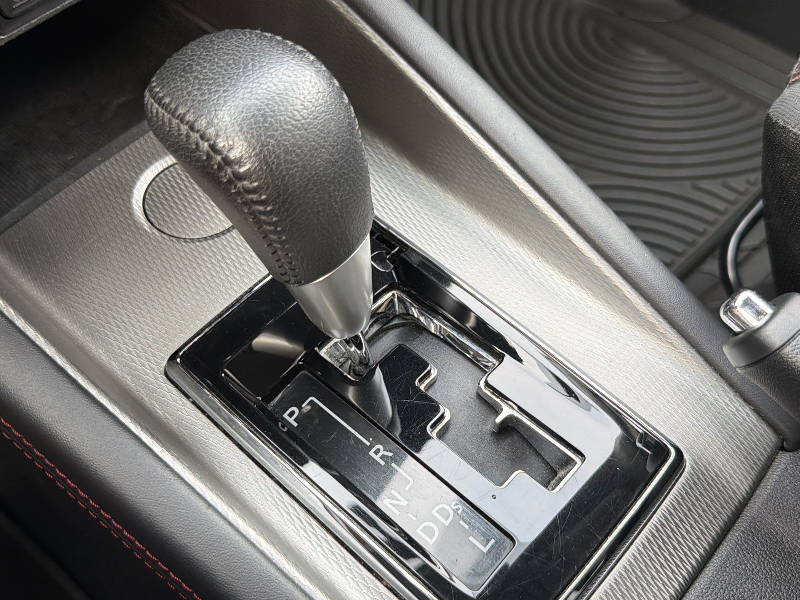 Used 2019 Mitsubishi Outlander Sport SE FWD image 23
