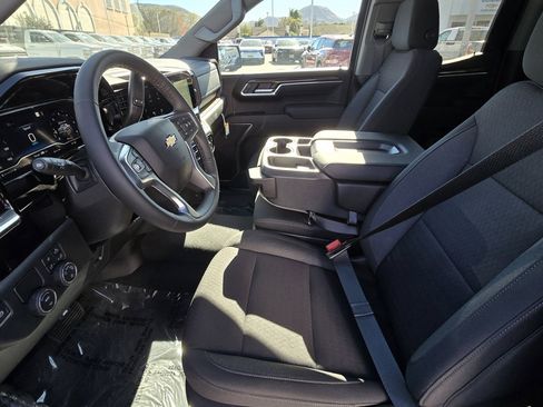 Used 2025 Chevrolet Silverado 1500 LT w/ Safety Package RWD image 37