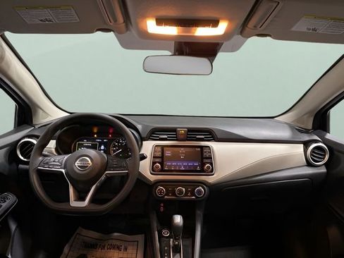 Used 2021 Nissan Versa SV FWD image 21
