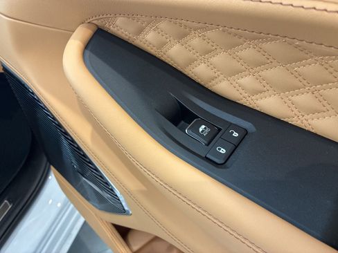 New 2026 Jeep Grand Cherokee L Summit w/ Obsidian Package image 22