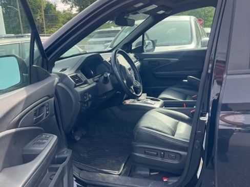 Used 2023 Honda Passport EX-L image 6