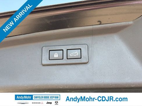 Used 2023 Subaru Outback Premium AWD/4WD image 19