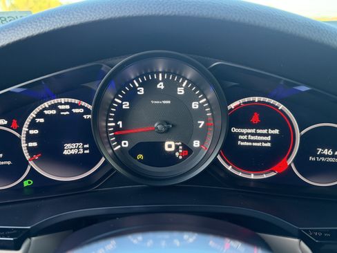 Used 2023 Porsche Cayenne image 21