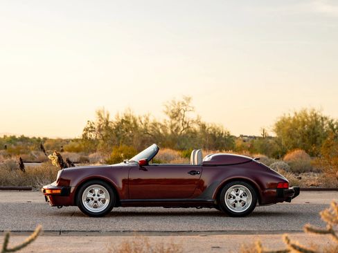 Used 1989 Porsche 911 Carrera RWD image 5